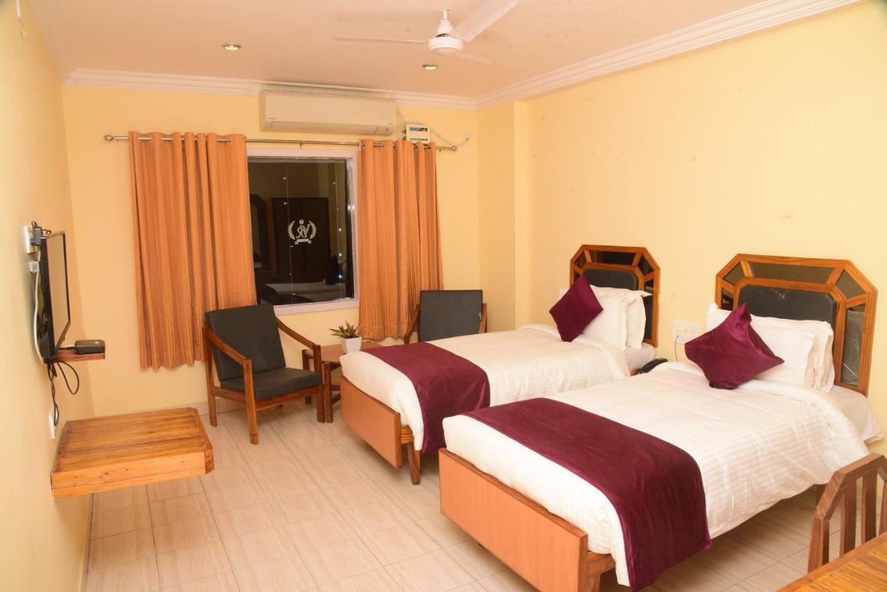Hotel Vijaya Residency Anakapalle Экстерьер фото