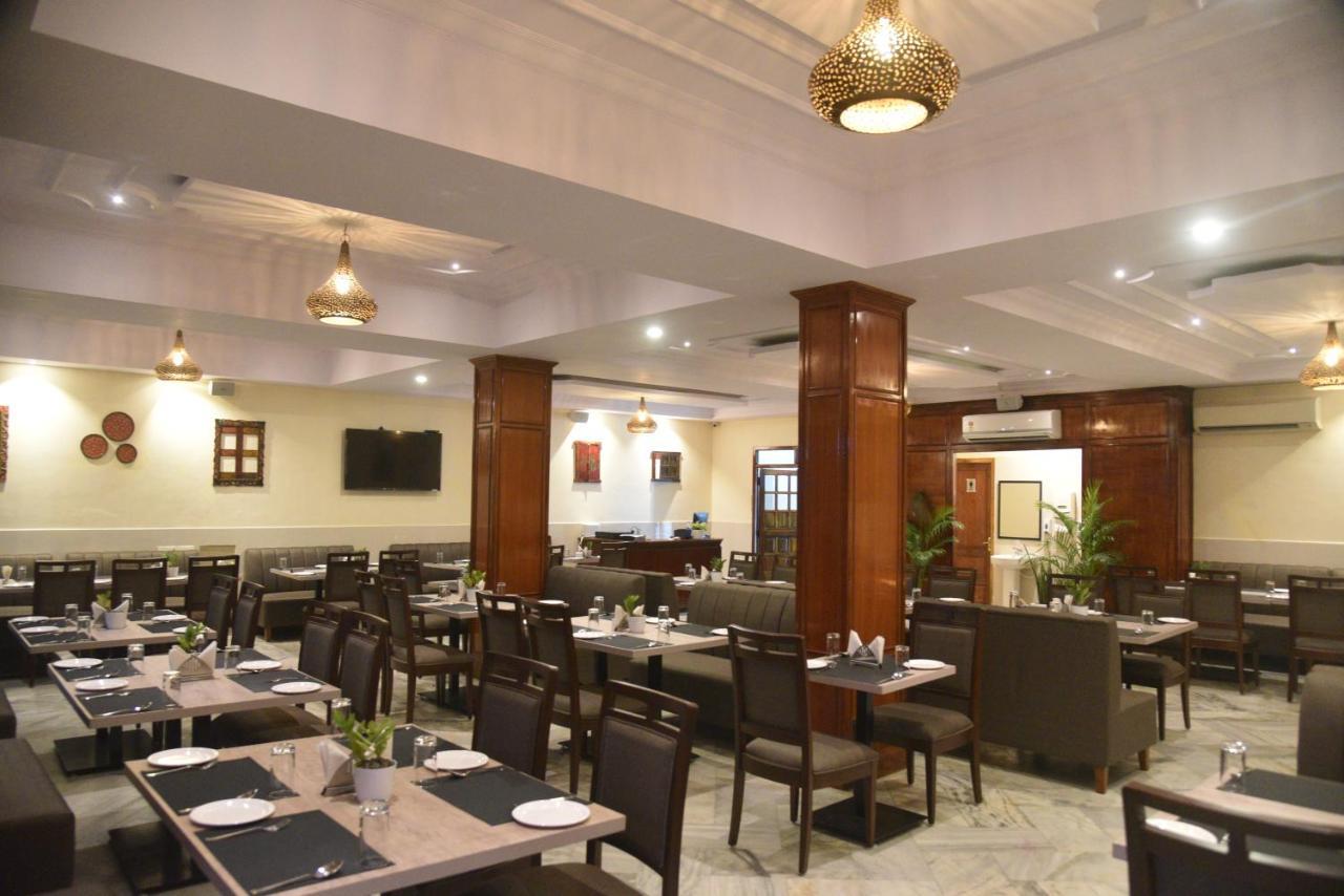 Hotel Vijaya Residency Anakapalle Экстерьер фото