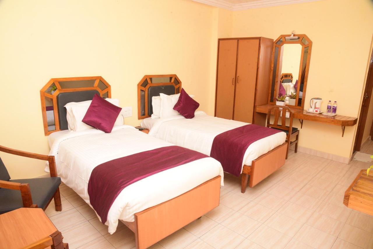 Hotel Vijaya Residency Anakapalle Экстерьер фото