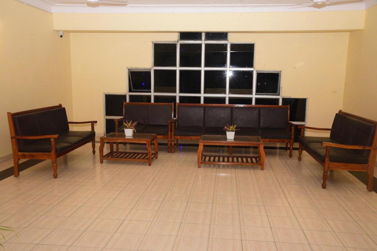 Hotel Vijaya Residency Anakapalle Экстерьер фото